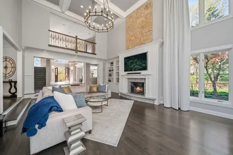 599 Chateaux Bourne Drive Barrington IL 60010