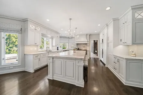 599 Chateaux Bourne Drive Barrington IL 60010