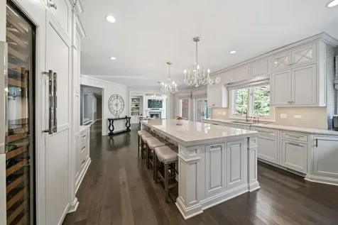 599 Chateaux Bourne Drive Barrington IL 60010