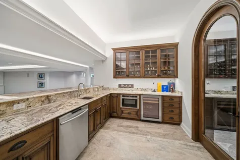 599 Chateaux Bourne Drive Barrington IL 60010