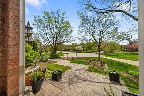 599 Chateaux Bourne Drive Barrington IL 60010
