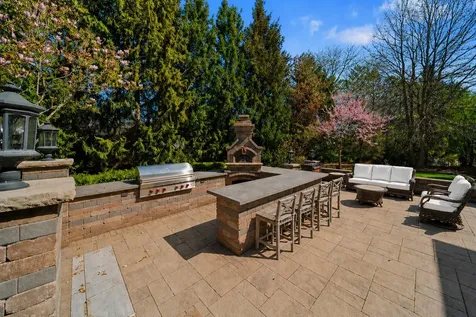 599 Chateaux Bourne Drive Barrington IL 60010