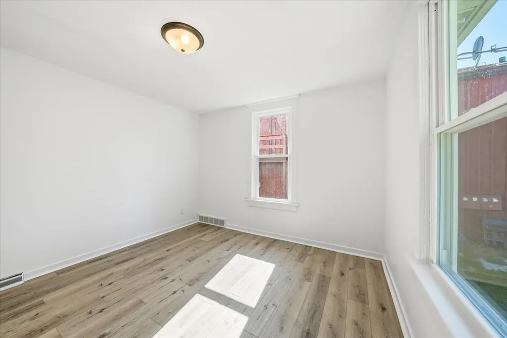 311 North Avenue Naperville IL 60540