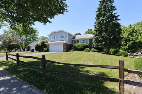 16 South Emerald Avenue Mundelein IL 60060