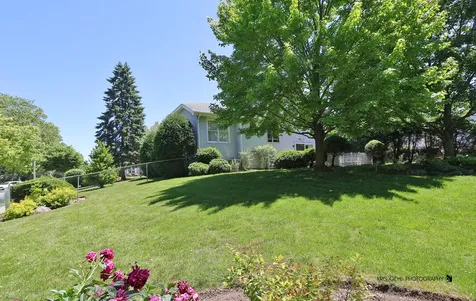 16 South Emerald Avenue Mundelein IL 60060