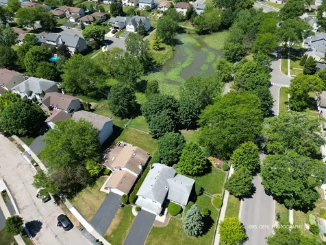 16 South Emerald Avenue Mundelein IL 60060