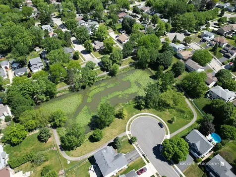 16 South Emerald Avenue Mundelein IL 60060