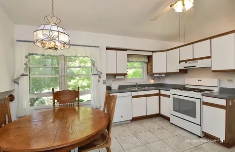 16 South Emerald Avenue Mundelein IL 60060