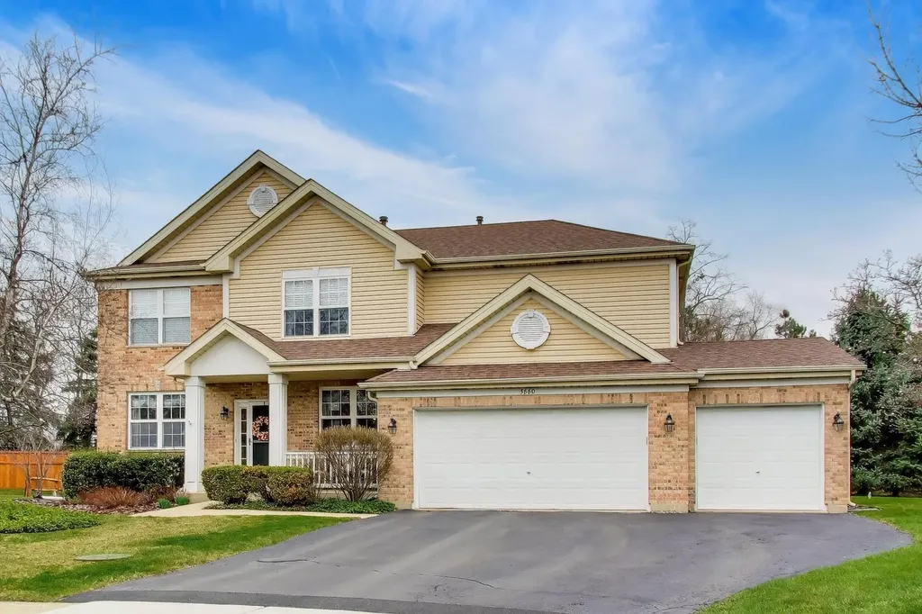 5660 Trinity Court Gurnee IL 60031