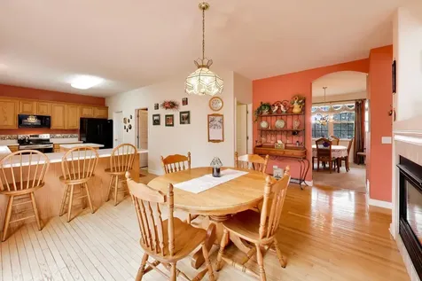 5660 Trinity Court Gurnee IL 60031