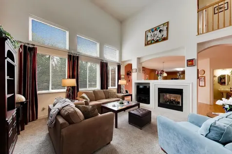 5660 Trinity Court Gurnee IL 60031