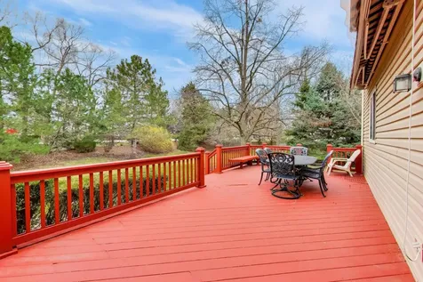 5660 Trinity Court Gurnee IL 60031