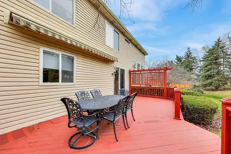 5660 Trinity Court Gurnee IL 60031