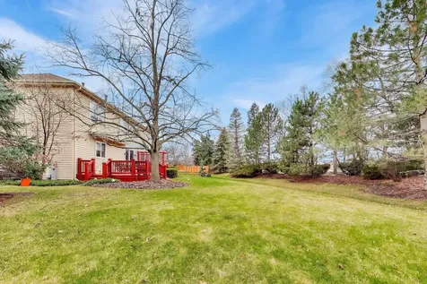 5660 Trinity Court Gurnee IL 60031