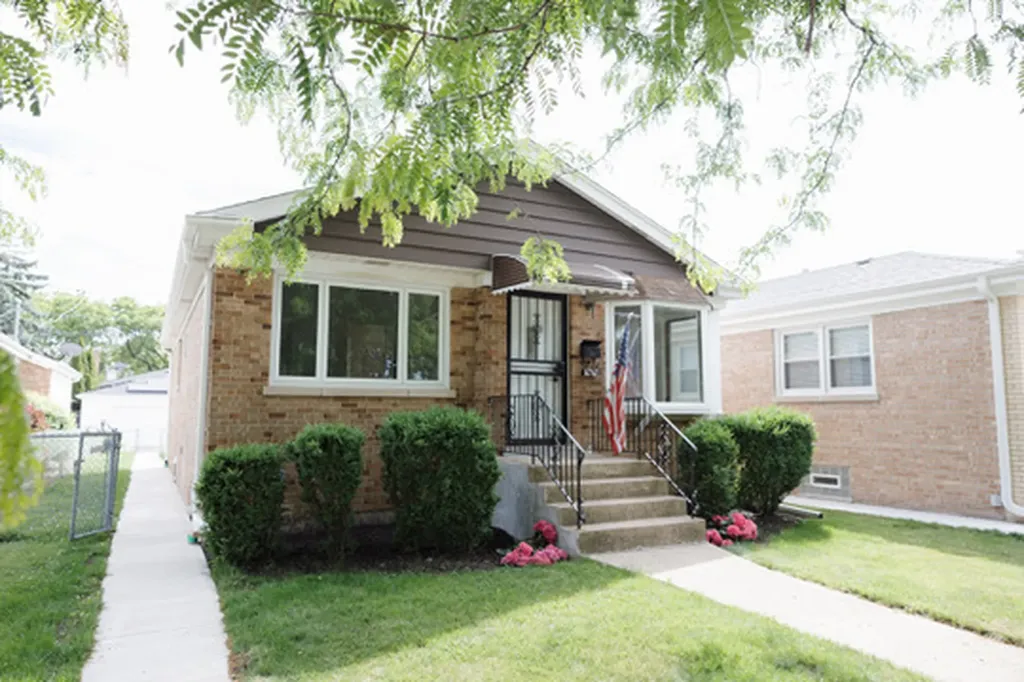 6761 West Talcott Avenue Chicago IL 60656