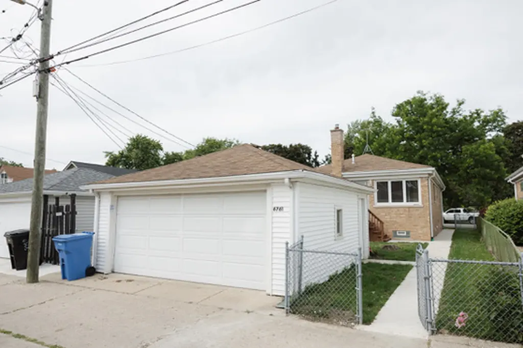6761 West Talcott Avenue Chicago IL 60656