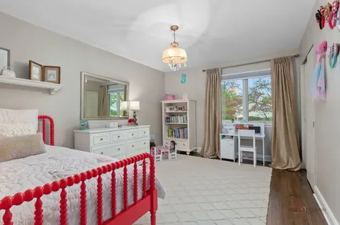 366 Birkdale Road Lake Bluff IL 60044
