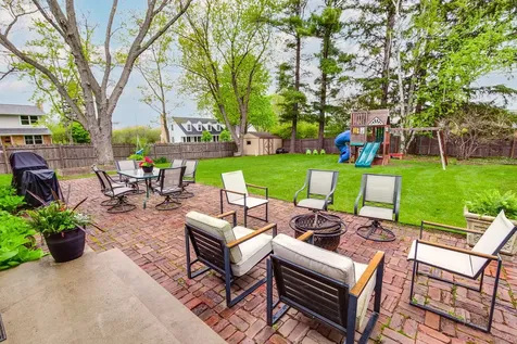 366 Birkdale Road Lake Bluff IL 60044