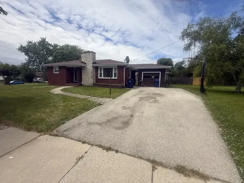 820 Cedar Avenue Waukegan IL 60085