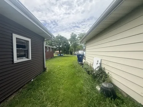820 Cedar Avenue Waukegan IL 60085