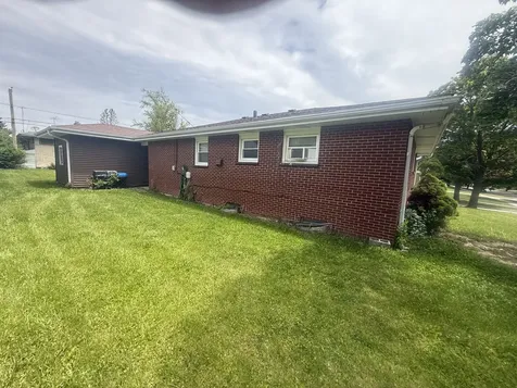 820 Cedar Avenue Waukegan IL 60085