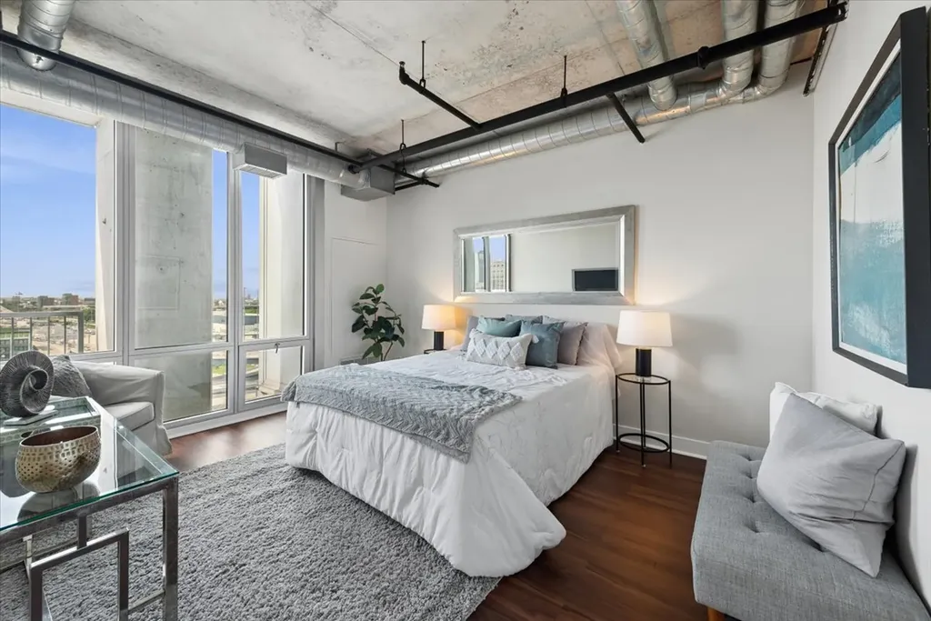 700 West Van Buren Street Chicago IL 60607