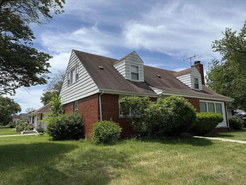7 West 148th Street Dolton IL 60419