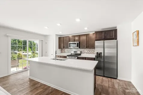 2032 Canyon Creek Drive Aurora IL 60503