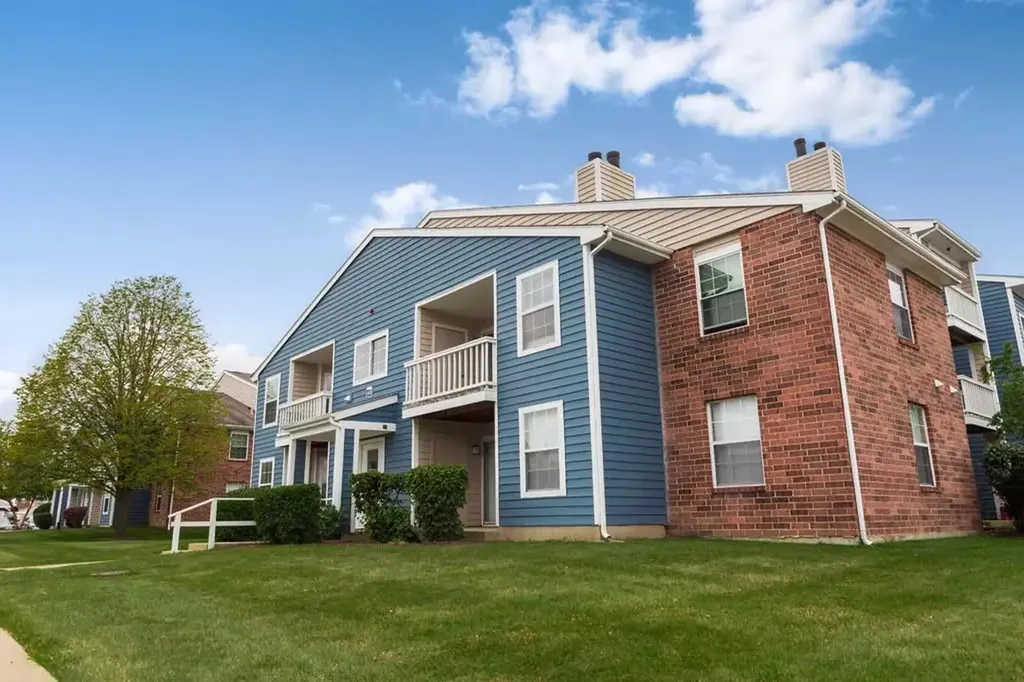 4317 Chesapeake Drive Aurora IL 60504