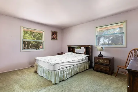 169 Leahy Circle S Des Plaines IL 60016