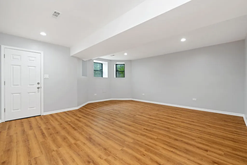4040 South Wabash Avenue Chicago IL 60653