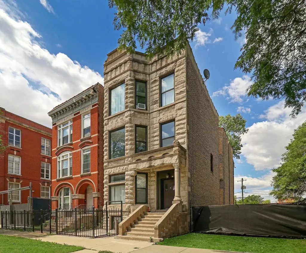 4040 South Wabash Avenue Chicago IL 60653
