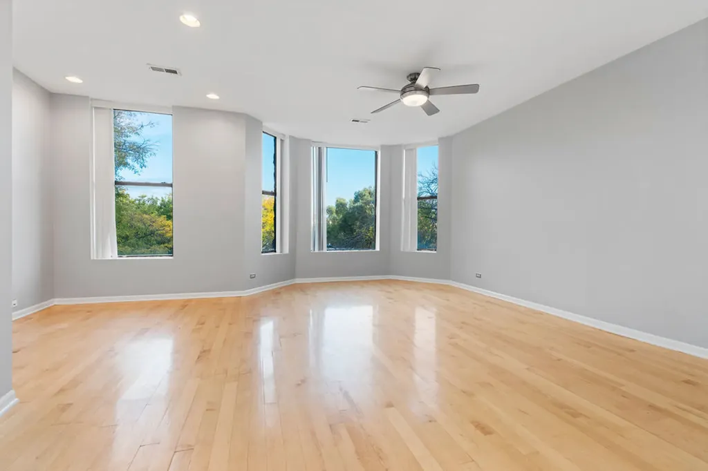 4040 South Wabash Avenue Chicago IL 60653