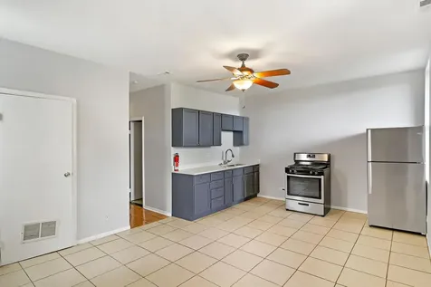 4040 South Wabash Avenue Chicago IL 60653