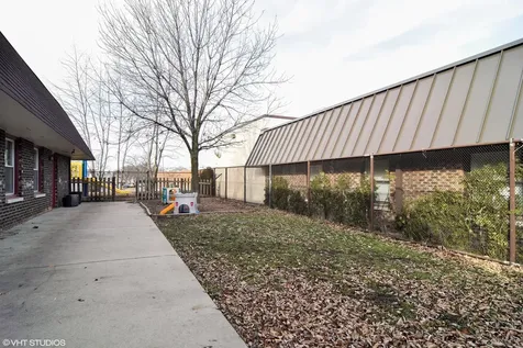 7421 Astor Avenue Hanover Park IL 60133