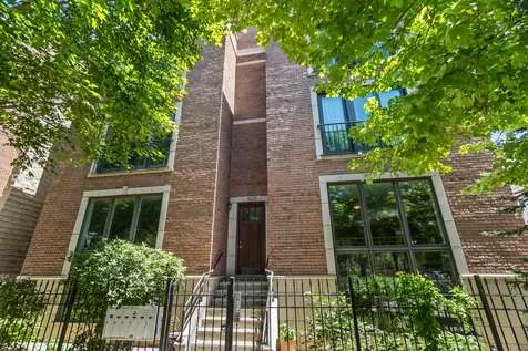1621 North Mozart Street Chicago IL 60647