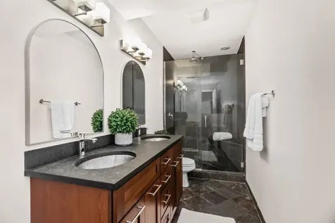 1621 North Mozart Street Chicago IL 60647