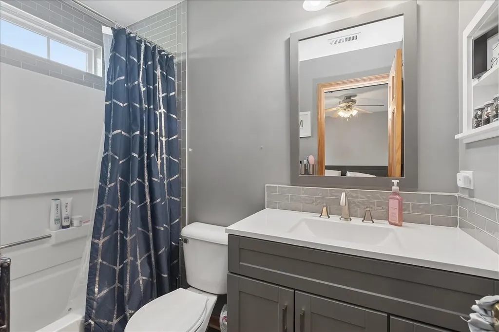 17648 South Alta Drive Lockport IL 60441