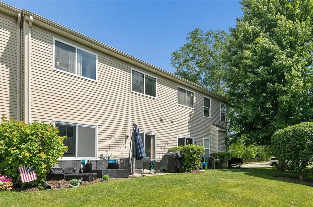 17648 South Alta Drive Lockport IL 60441