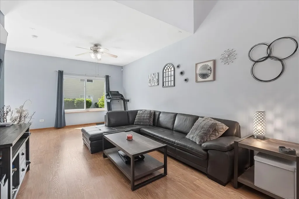 17648 South Alta Drive Lockport IL 60441