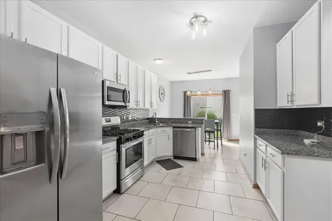 17648 South Alta Drive Lockport IL 60441