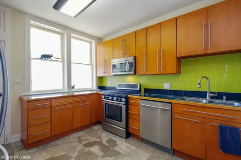 3088 North Milwaukee Avenue Chicago IL 60618