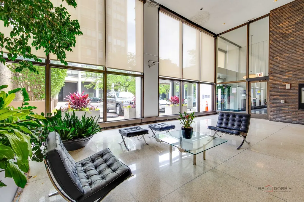 5455 North Sheridan Road Chicago IL 60640