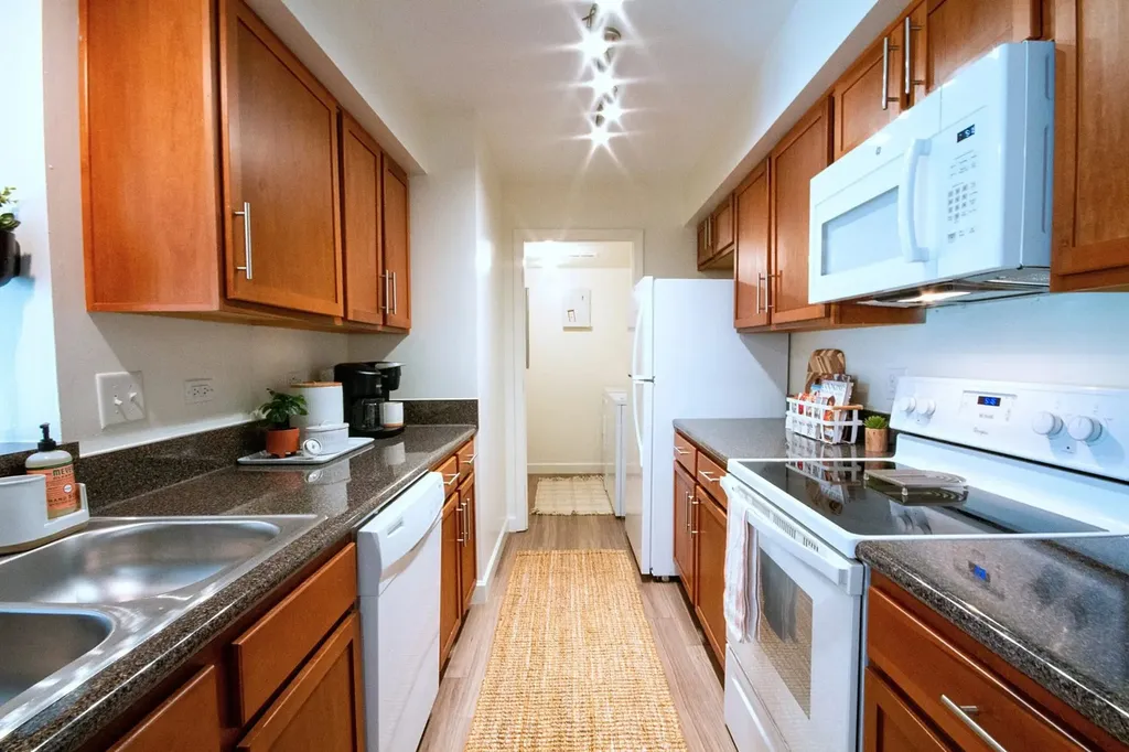 4327 Bayhead Court Aurora IL 60504