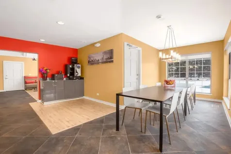 4327 Bayhead Court Aurora IL 60504
