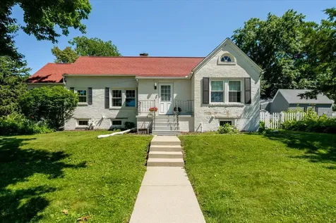 2 Dawes Place Bloomington IL 61701