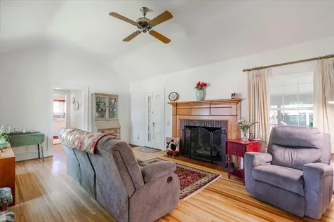 2 Dawes Place Bloomington IL 61701