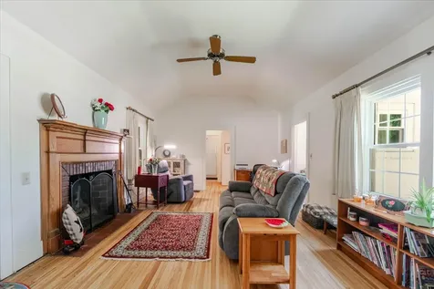 2 Dawes Place Bloomington IL 61701