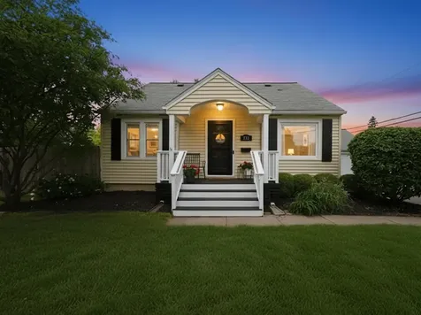 731 Edward Street Sycamore IL 60178