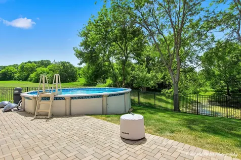 31375 North Pineview Boulevard Lakemoor IL 60051